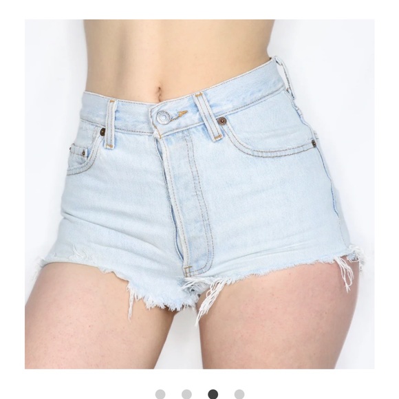 🧊Levis premium 501 light Wash jean shorts 27 - Picture 4 of 11